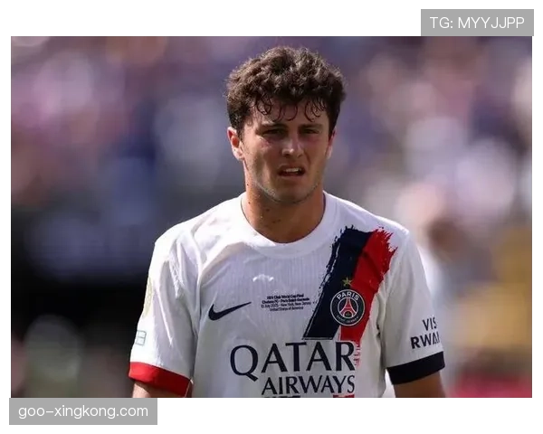 内维斯创欧冠最年轻队长纪录的深层解析